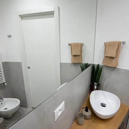 224 - Ma & Ma Luxury Apartment, 500metri Da Mare E Spiaggia, Vicino Baia Del Silenzio - Parcheggio Gratis Privato Incluso * セストリ・レヴァンテ