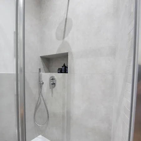 224 - Ma & Ma Luxury Apartment, 500metri Da Mare E Spiaggia, Vicino Baia Del Silenzio - Parcheggio Gratis Privato Incluso *