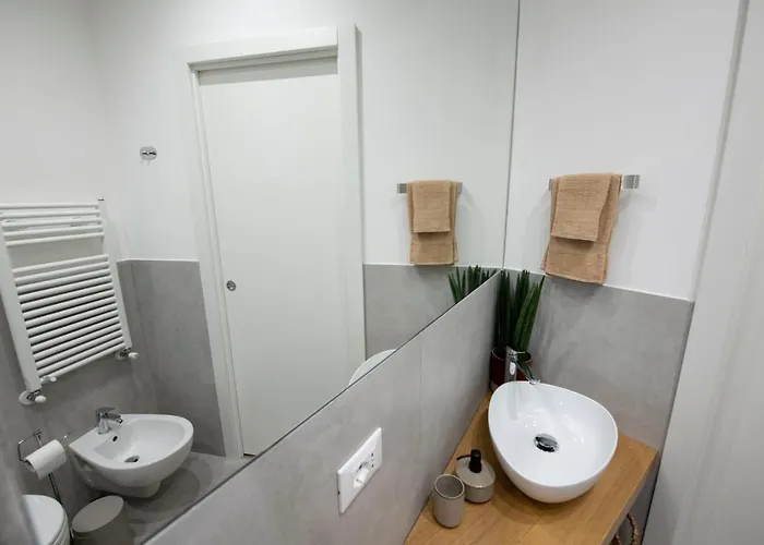 224 - Ma & Ma Luxury Apartment, 500metri Da Mare E Spiaggia, Vicino Baia Del Silenzio - Parcheggio Gratis Privato Incluso * Sestri Levante