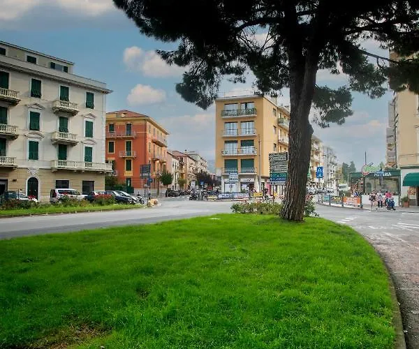Lejlighed 224 - Ma & Ma Luxury Apartment, 500metri Da Mare E Spiaggia, Vicino Baia Del Silenzio - Parcheggio Gratis Privato Incluso *